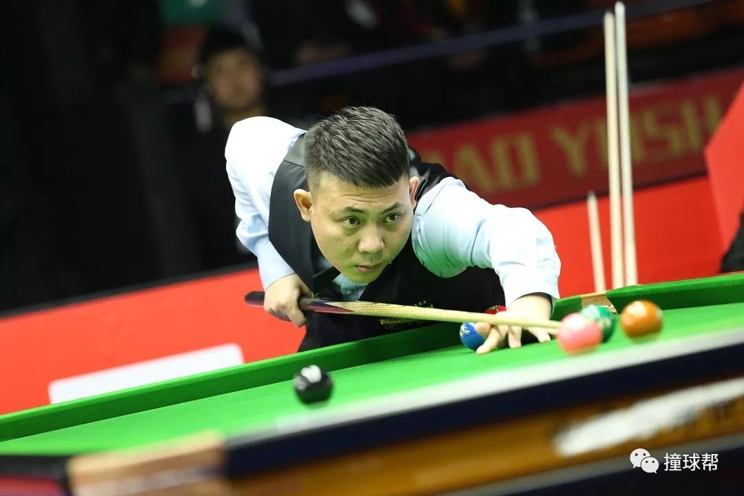 的抽签中 的抽签中